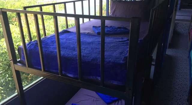Hidden Cliff Hostel, Забронировать Хостел Отели Южного Таиланда с парковкой, Парковка