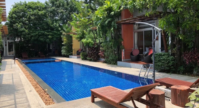Номер Deluxe с видом на бассейн Phu NaNa Boutique Hotel - SHA Plus