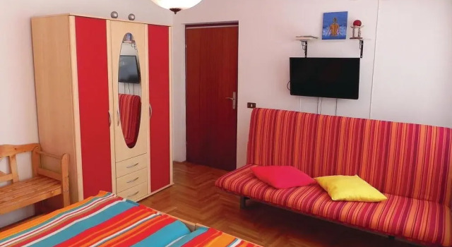 Stunning Home in Lucija With Wifi and 2 Bedrooms, Buchen Sie Ferienwohnung Lucija Slowenisch Istrien