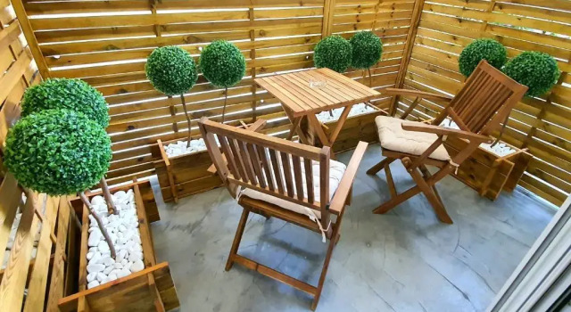 Lux studio 12 with yard in the heart of Athens, Забронировать Отель Афины Острова Саронического залива - Аттика, рядом с Холм Филопаппос