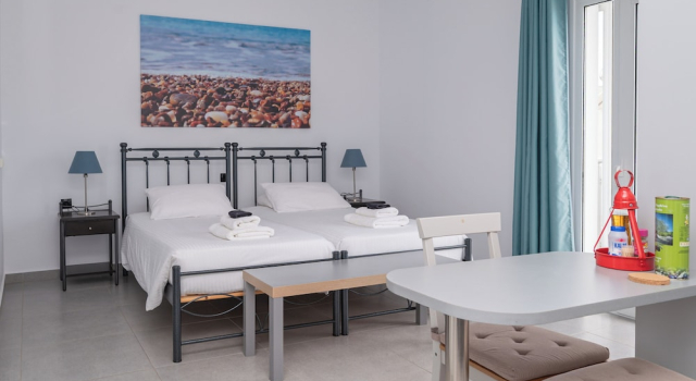 Двухместная студия с балконом Milva Apartments