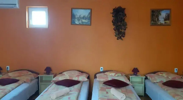 Апартаменты Deluxe Istvn Apartman