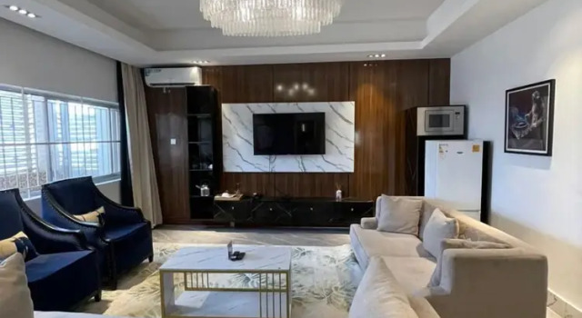 Семейные апартаменты с балконом Sujimoto Residences Precious