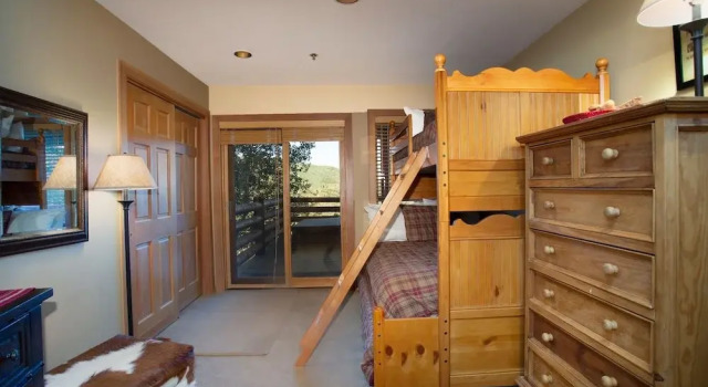 Enclave at Deer Valley Resort - Three Bedroom Condo with Hot Tub #1 3 Condo, Varaa Lomakeskus Deer Valley 