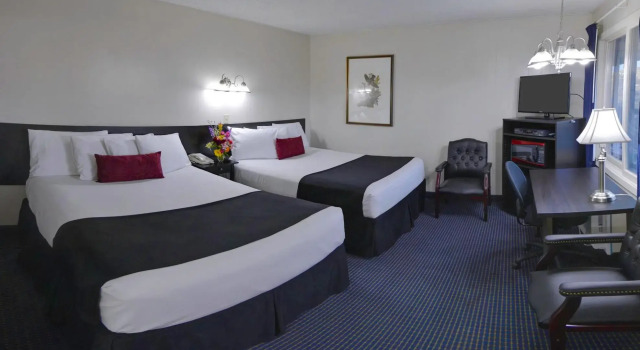 Четырёхместный номер Standard Americas Best Value Inn Sheridan