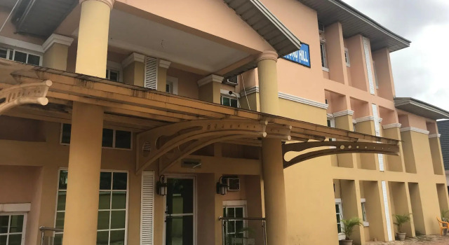 Tripoint Richmond Hotel