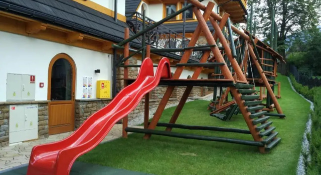 Апартаменты TatryTop Zakopiańskie Tarasy Wellness Suites