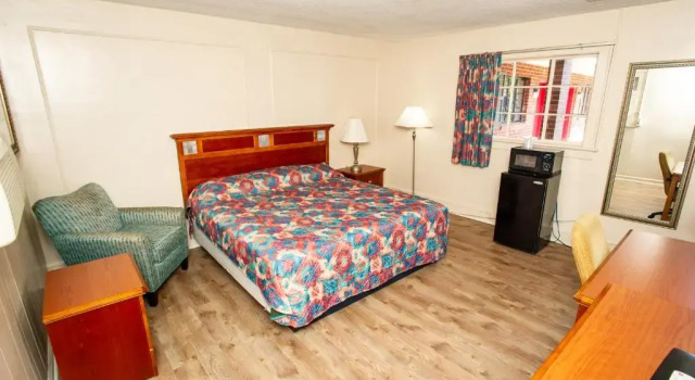 Coach House, Rezervasyon Otel Edenton Kuzey Karolina