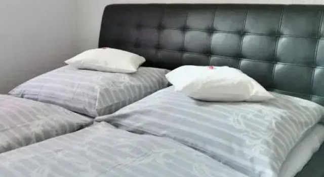 Schroders Guesthouse, Забронировать Отель Браунфельс 