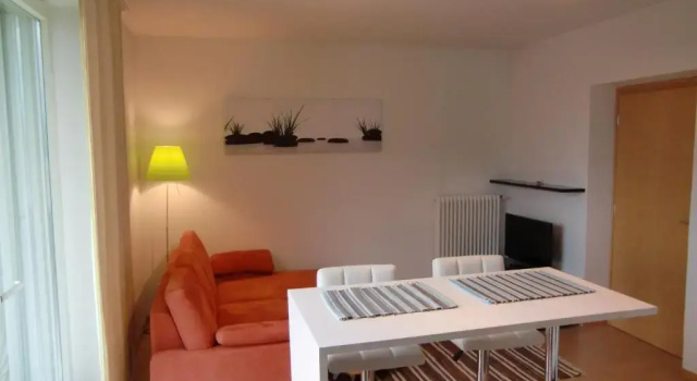 Neuprantl Apartments