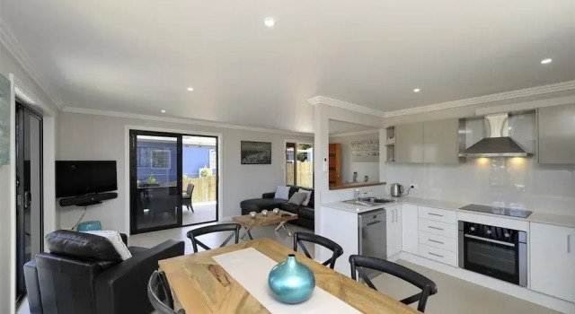 Tomaree Road, 16, The Tomaree