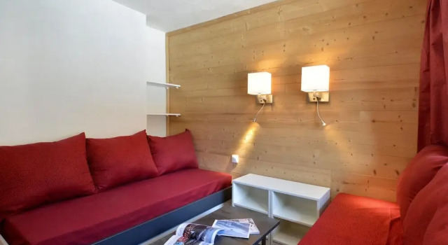 Residence Saintjacques Divisible Studio for 4 People in the Resort Center, 25 m2 S712, Prenota Resort Macot-la-Plagne 
