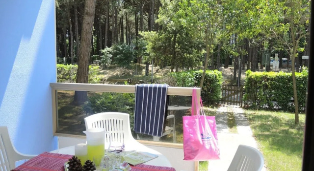 Апартаменты Enjoy Your Holiday in our Lovely Flat With Garden
