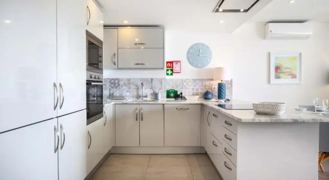 Апартаменты Waterside 3 Bedroom Sea View