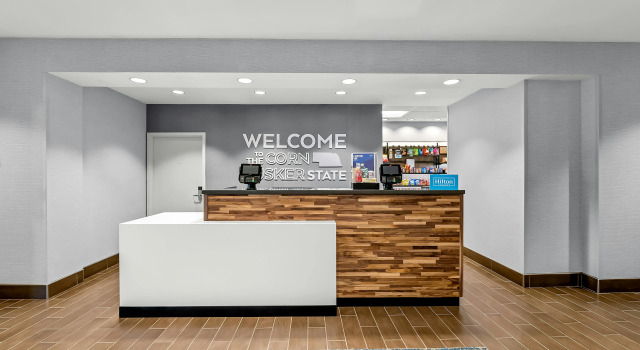 Hampton Inn Omaha/West Dodge Road (Old Mill), Κράτηση Ξενοδοχείο Ομάχα Νεμπράσκα