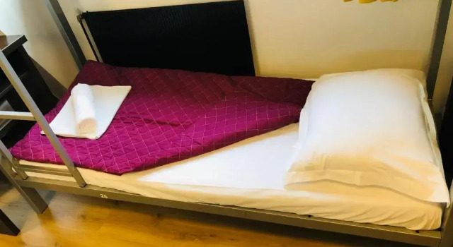 Кровать в общем номере Space Hostel Amsterdam Zaandam