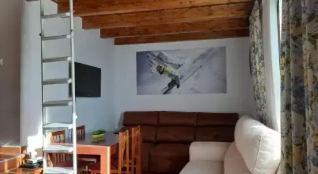 Apartamentos Domus - Artemisia, Varaa Huoneisto Pradollano 