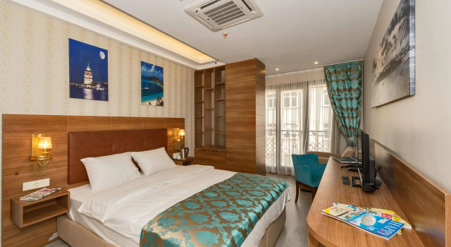 Grand Palace Hotel