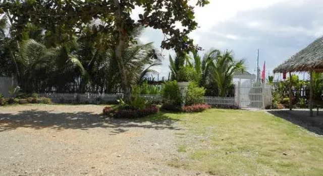 Bunnys Beach Resort