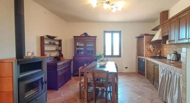 Апартаменты ALTIDO Great Flat with Terrace and Amazing Hills View