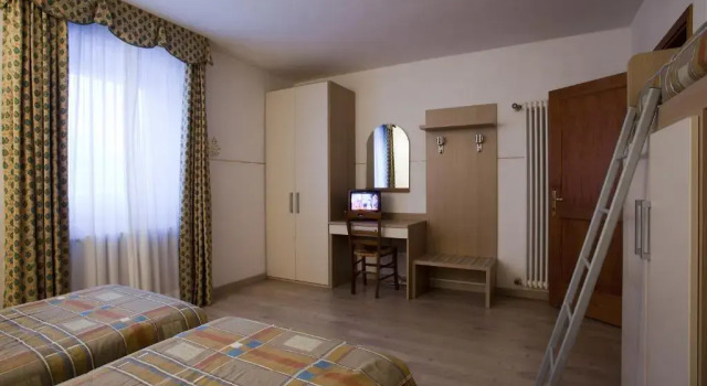 Locanda Locatori, Забронировать Отель Отели Пассо-дель-Тонале с завтраком, Завтраки