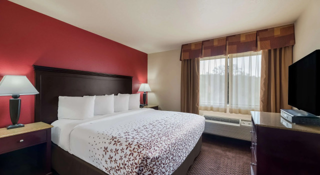 Двухместный люкс SureStay Plus Hotel by Best Western Silver City