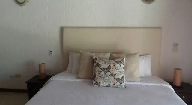 Hotel Tata Premium, Book Hotel Hotels in Coffee Triangle with Breakfast, Breakfasts