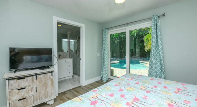 Beach Retreat by SKLRP, Book Feriehus SPA-hoteller i Siesta Key, SPA