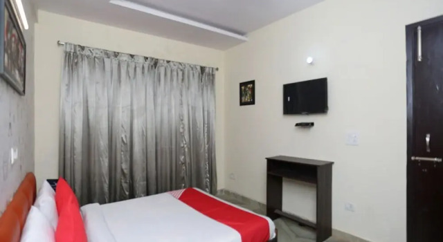 Homeystay Fortune By OYO Rooms, Varaa Hotelli Faridabad Haryana