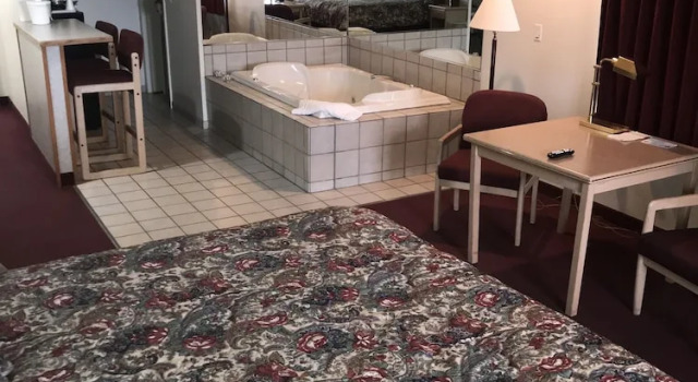 Люкс c 1 комнатой с видом на город Thunderbird Motel