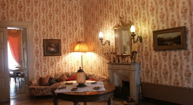 B&B Lauretum, Book Bed and Breakfast Hoteller i Loreto Aprutino med parkering, Parkering