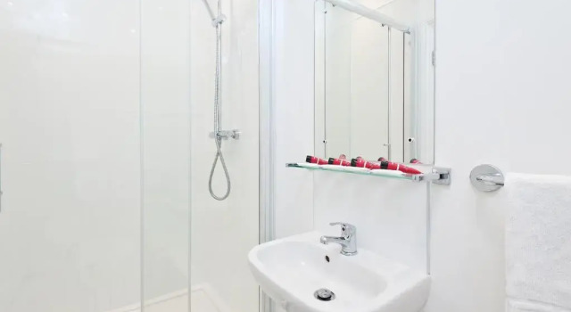Семейный номер Standard с видом на море Hamptons Brighton