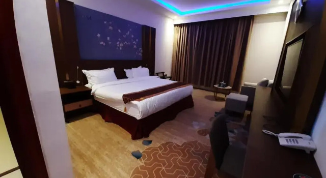 Номер Deluxe Qasr Alshamal Hotel