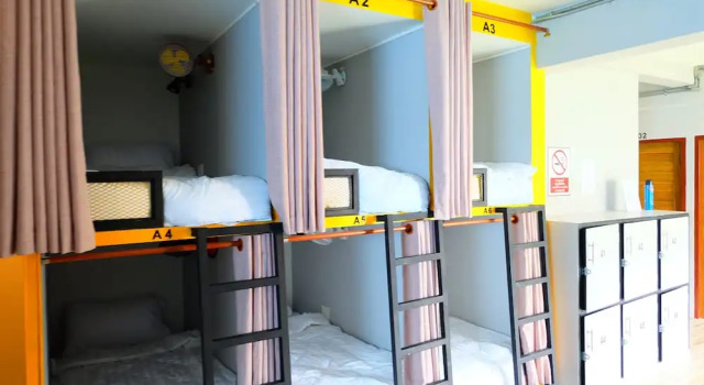 Кровать в общем номере с балконом Full Moon' House - Hostel