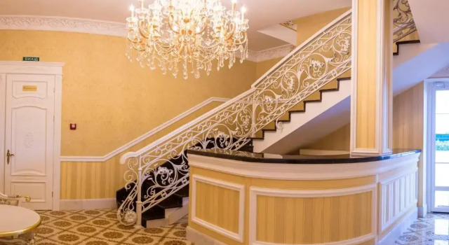 Hotel Grand Aristocrate, Book Hotel Dubovtsy Chernivtsi Region