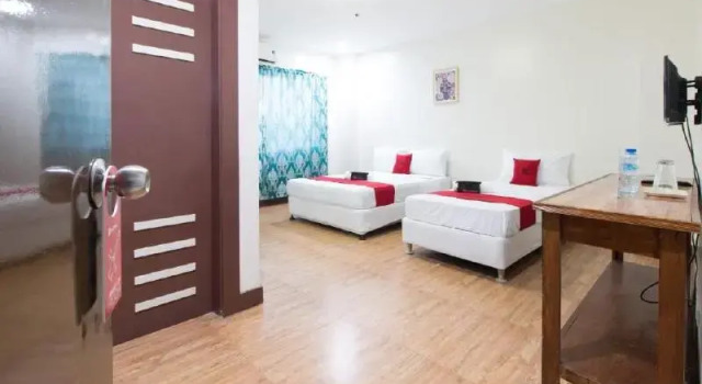Двухместный номер Deluxe RedDoorz @ San Jose Tagbak Jaro Iloilo