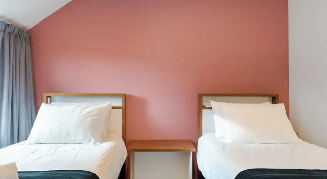 Haka House Hostel Tekapo, Забронировать Отель Отели South Island с парковкой, Парковка