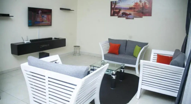 Cozy 2-bedroomed Apartment