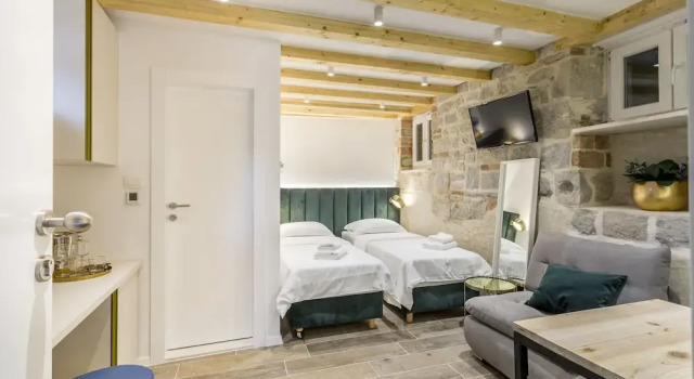 Luxury Rooms Miara in City Centre