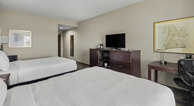 Четырёхместный номер Standard The Mulberry Hotel