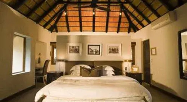 Phinda Mountain Lodge, Забронировать Отель Финда Квазулу-Наталь