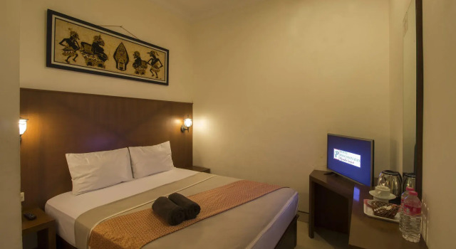 Poncowinatan Hotel, Rezervovat Hotel 3hvězdičkové hotely v Yogyakarta Province, 3*