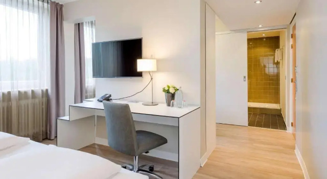 Полулюкс Congress Hotel Mercure Nürnberg an der Messe