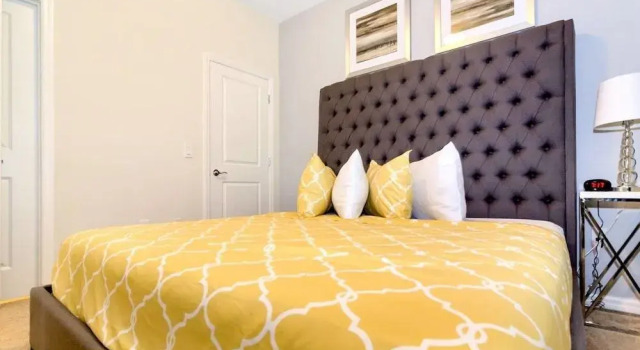 Solterra Resort - Lovely 5bd/4ba Pool Home #5st429, Забронировать Курортный отель Отели Давенпорт с парковкой, Парковка