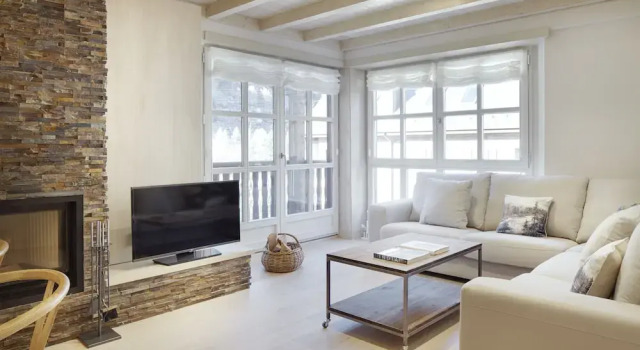 Val de Ruda Luxe 41 by FeelFree Rentals, Забронировать Отель Бизнес-отели Наут-Аран, 4* 5*