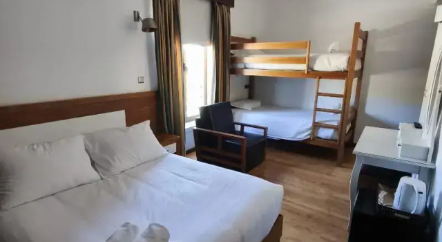 Трёхместный номер Standard Hotel Rural Sra De Pereiras