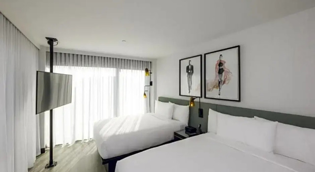 Двухместный номер Element Lounge Access Garden Terrace The Godfrey Hotel Hollywood