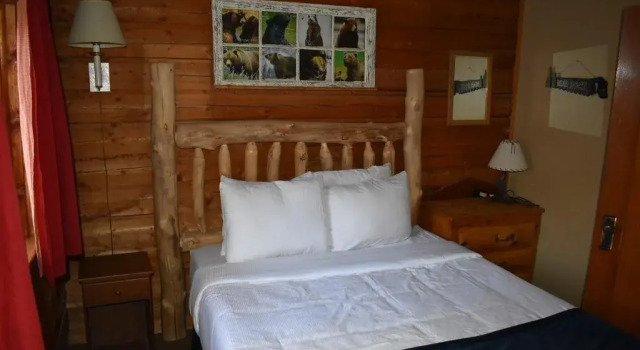 Ute Bluff Lodge, Rezerwuj Hotel Hotele w South Fork z parkingiem, Parking