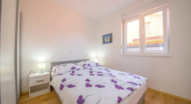 Apartment With one Bedroom in Vrsi, With Furnished Terrace and Wifi -