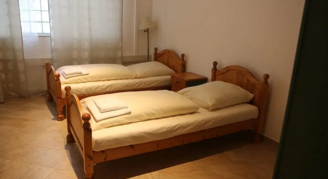 Кровать в общем номере Bed Budget City Center Hannover - Hostel